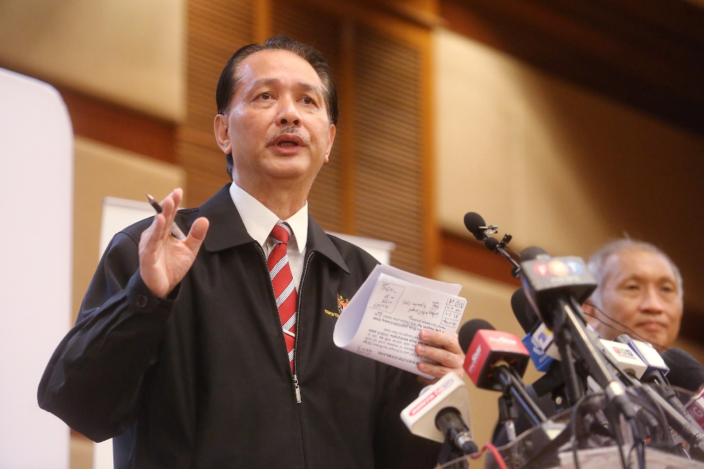 Health director-general Datuk Dr Noor Hisham Abdullah giving a press conference on Covid-19 in MOH , Putrajaya April 16, 2020. u00e2u20acu201d Picture by Choo Choy Mayn