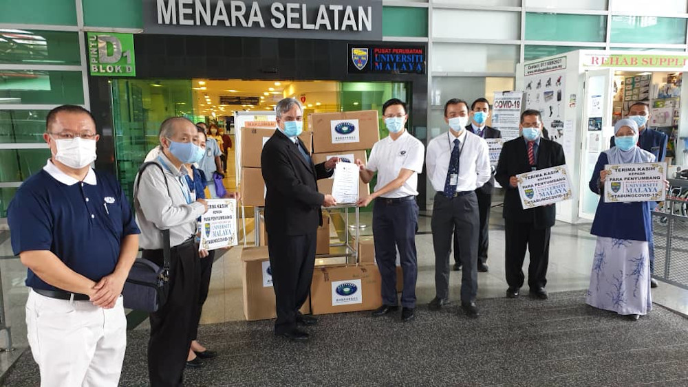 Medical supplies received by Professor Dr Tunku Kamarul Zaman. — Picture courtesy of Tzu Chi Foundation Malaysia