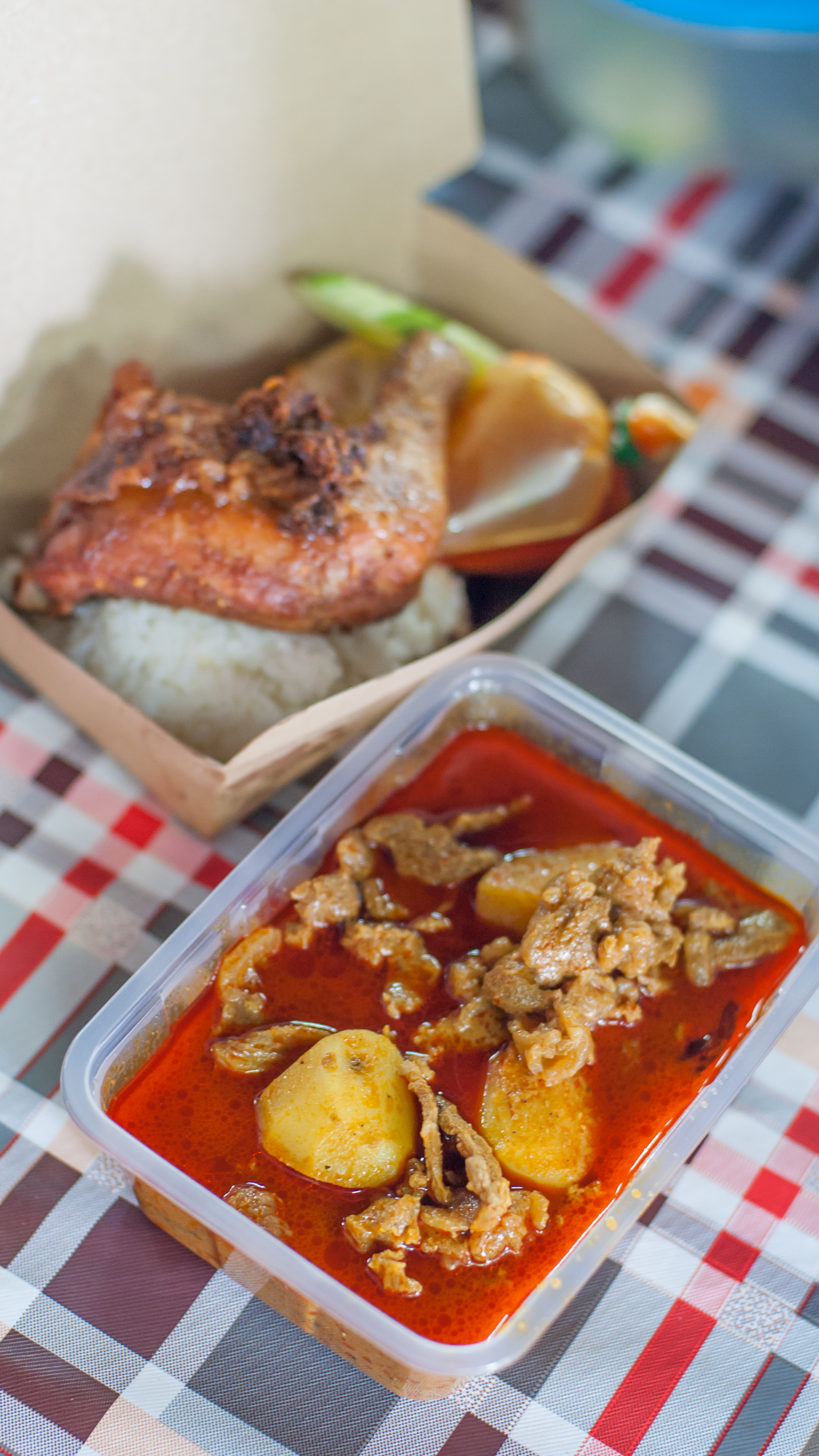 Some of the scrumptious delights offered by Rosiah’s business Kak Rose Sri Kayu Ara. — Picture courtesy of Grab