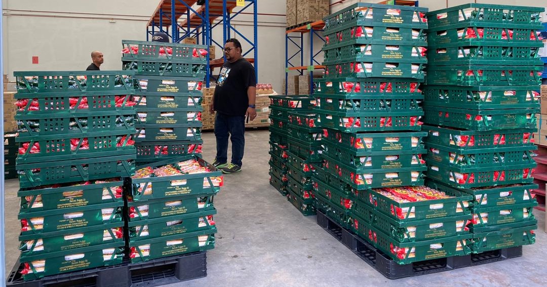 The Italian Baker Sdn Bhd graciously donated the loaves to ease the burden of some during this difficult time. -- Picture courtesy of IE Asia Sdn Bhd n
