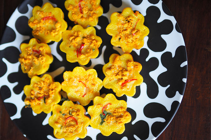 Enjoy the 'kuih cara berlauk' with minced chicken as a savoury snack