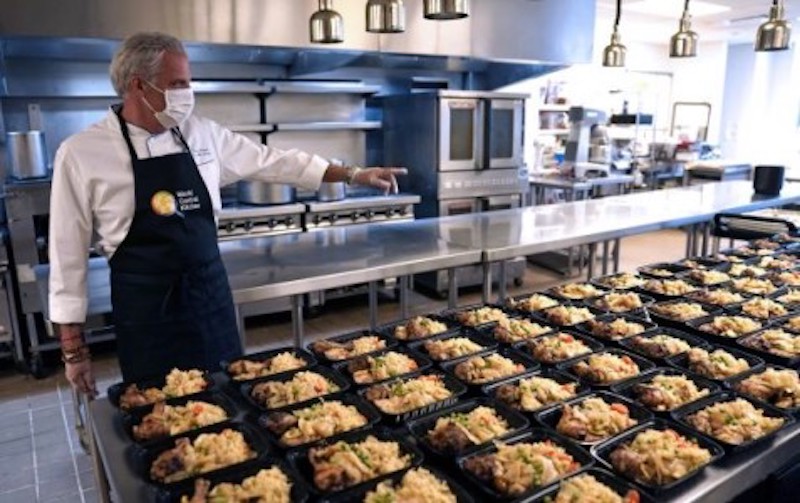 Le Bernardin chef and co-owner Eric Ripert prepares meals for health care workers as part of the World Central Kitchen charity at his flagship New York restaurant in New York City. u00e2u20acu201d AFP-Relaxnews picnn