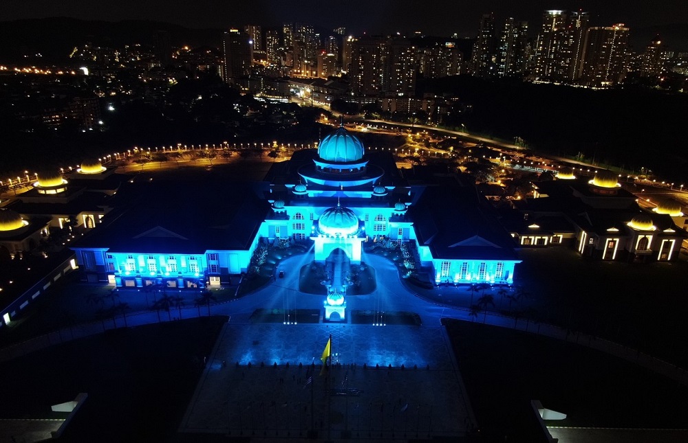 An aerial view of the Istana Negara illuminated in blue lights as part of a solidarity campaign for Covid-19 frontliners, in Kuala Lumpur April 30, 2020. u00e2u20acu201d Bernama pic