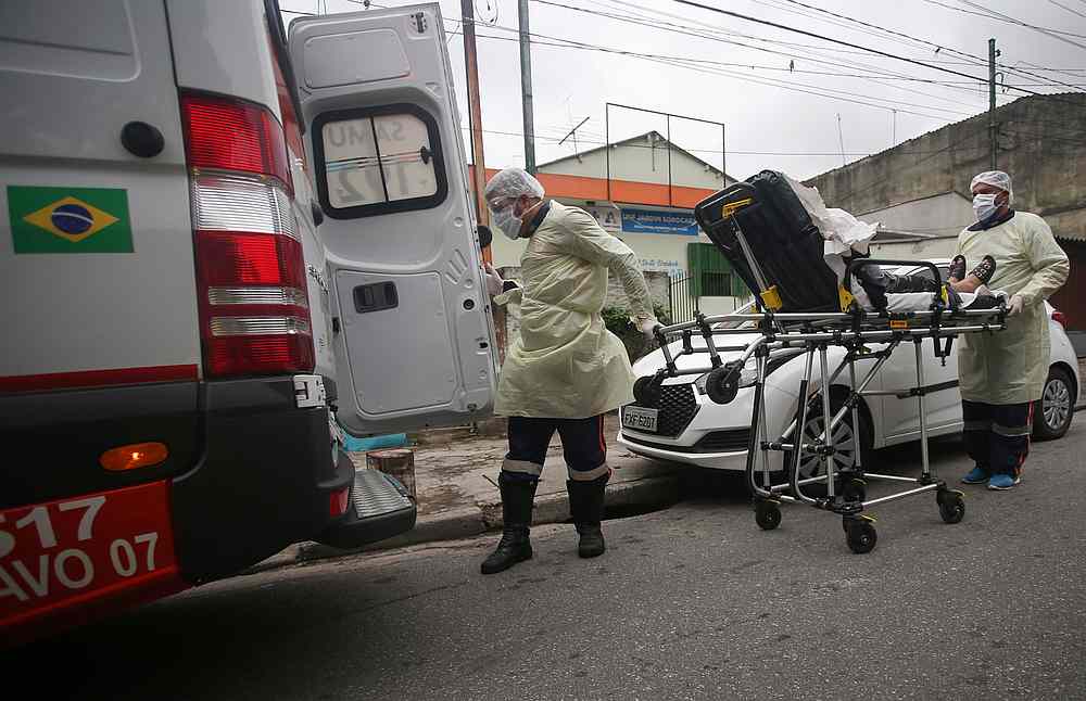 Nurses of Emergency Rescue Service transport a patient from a basic heath unit to a hospital during the Covid-19 outbreak in Santo Andre, Sao Paulo State, Brazil May 7, 2020. u00e2u20acu201d Reuters pic