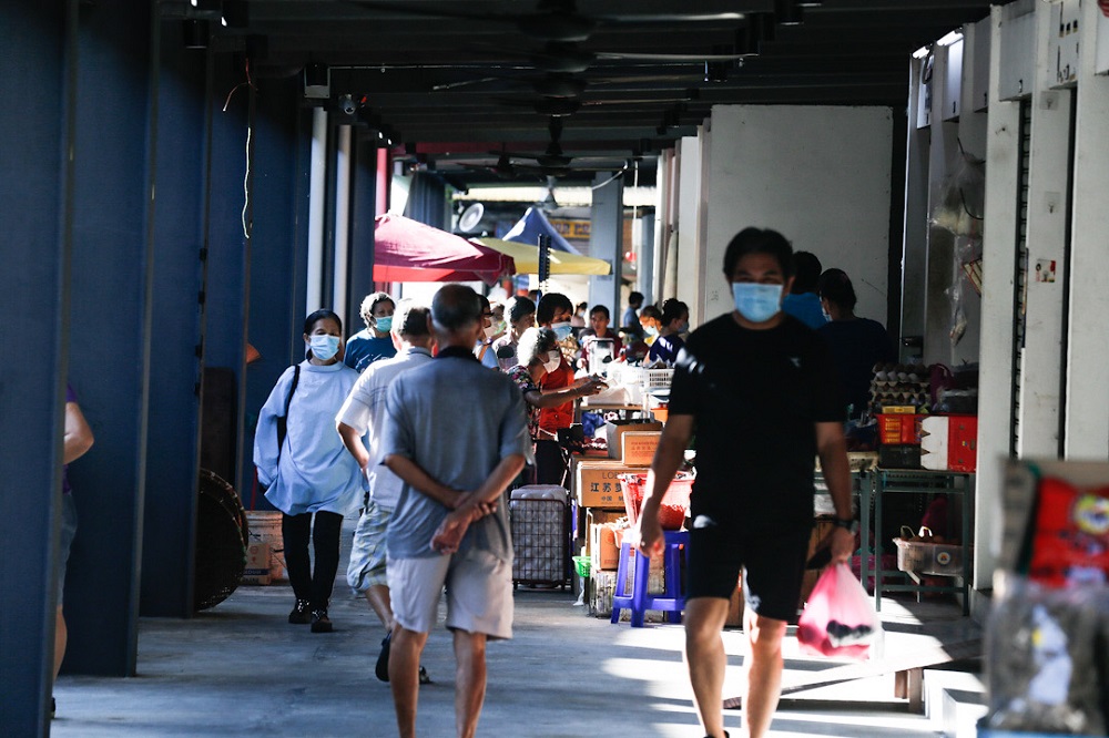 People are seen buying groceries at the Chowrasta Market in George Town May 4, 2020. u00e2u20acu201d Picture by Sayuti Zainudin