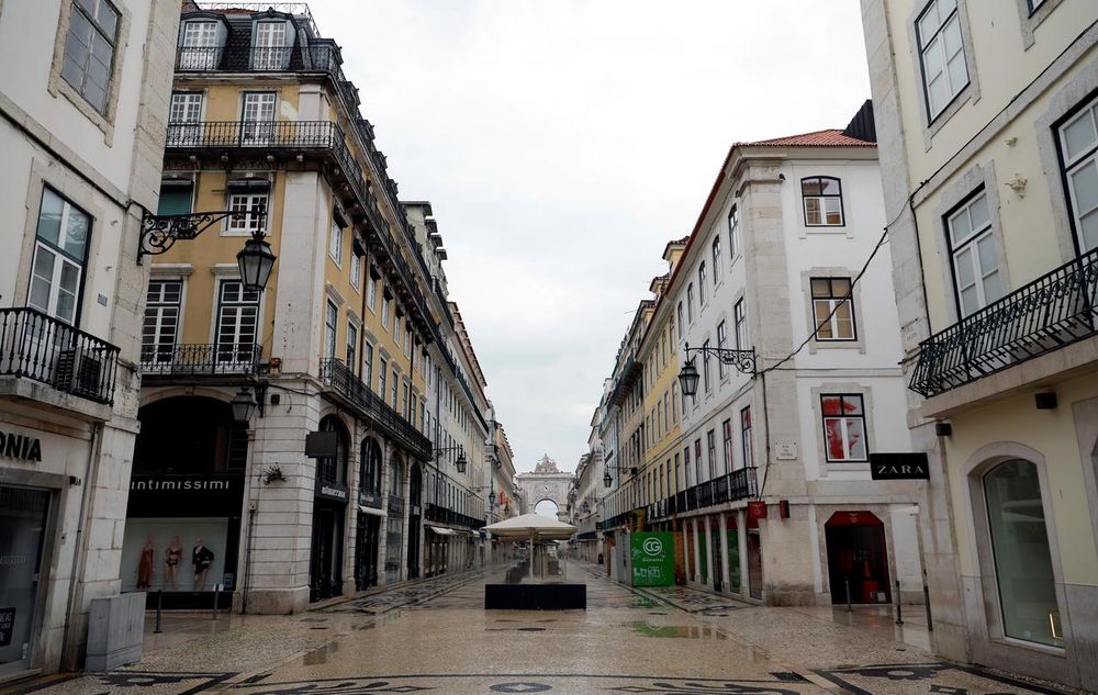 Augusta street during a partial lockdown as part of state of emergency to combat the coronavirus disease (Covid-19) outbreak in Lisbon, Portugal, March 30, 2020. u00e2u20acu201d Reuters pic