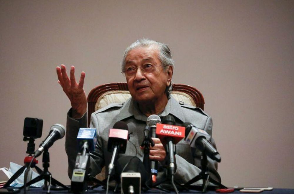 Former Prime Minister Tun Dr Mahathir Mohamad speaks during a news conference in Putrajaya, May 18, 2020. u00e2u20acu201d Reuters picn