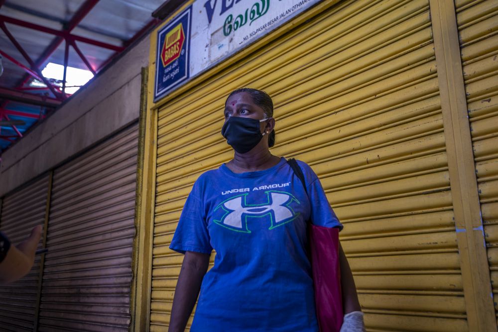 Sundry shop owner Vasanthi said she had to fork out money to redo certain structures of her shop which the authorities dismantled without prior notice.