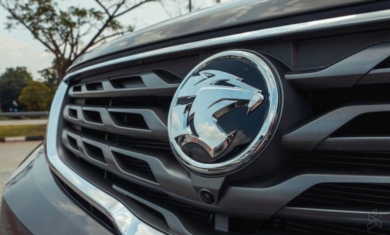 Proton is reopening its sales and service outlets. u00e2u20acu201d Picture via SoyaCincau