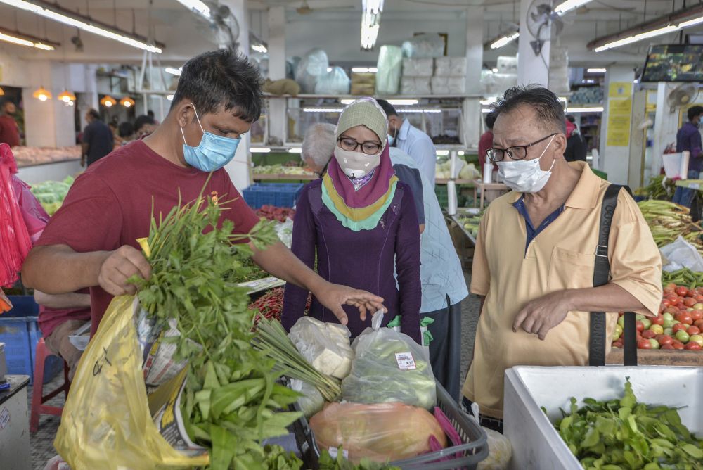 You can get fresh vegetables from Pasaraya Harian Bhuiyen on Jalan Pasar in Pudu. ― Picture by Shafwan Zaidon