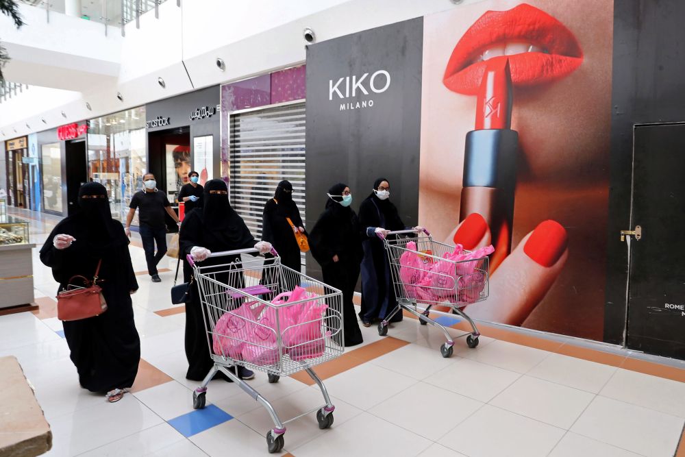 Women shop at a shopping mall after the Saudi government eased a curfew and allowed stores to open, following the outbreak of the coronavirus disease in Riyadh May 2, 2020. u00e2u20acu201d Reuters pic