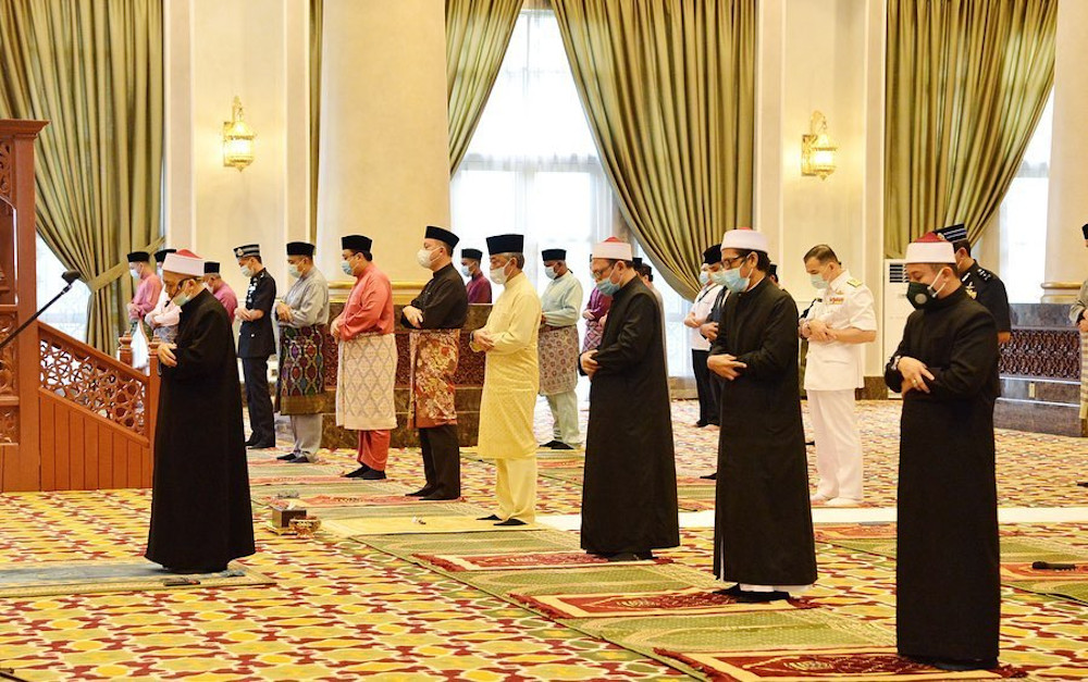 Yang di-Pertuan Agong Al-Sultan Abdullah Riu00e2u20acu2122ayatuddin Al-Mustafa Billah Shah today performed Aidilfitri prayers in a congregation of 30 people at the main surau of Istana Negara May 24, 2020. u00e2u20acu201d Picture via Facebook/Istana Negara