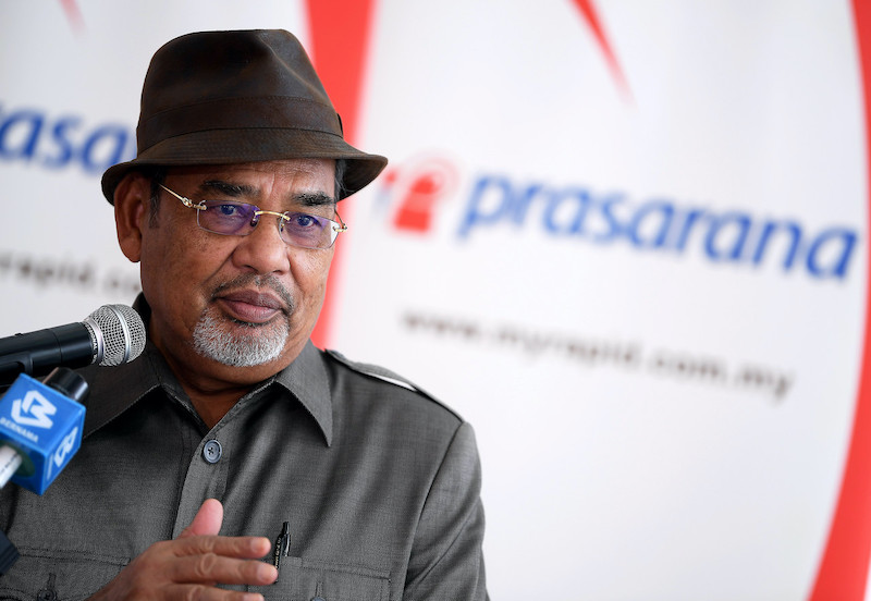 Prasarana Malaysia Bhd chairman Datuk Seri Tajuddin Abdul Rahman speaks to the media after visiting the Sungai Buloh-Kajang MRT depot, June 2, 2020. u00e2u20acu201d Bernama pic