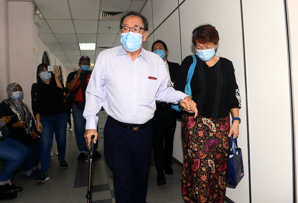 Actor and former radio personality Patrick Teoh pleaded not guilty at the Sessions Court in Johor Baru for allegedly insulting Johor Crown Prince Tunku Tunku Ismail Sultan Ibrahim on a Facebook page last month. u00e2u20acu201d Bernama pic