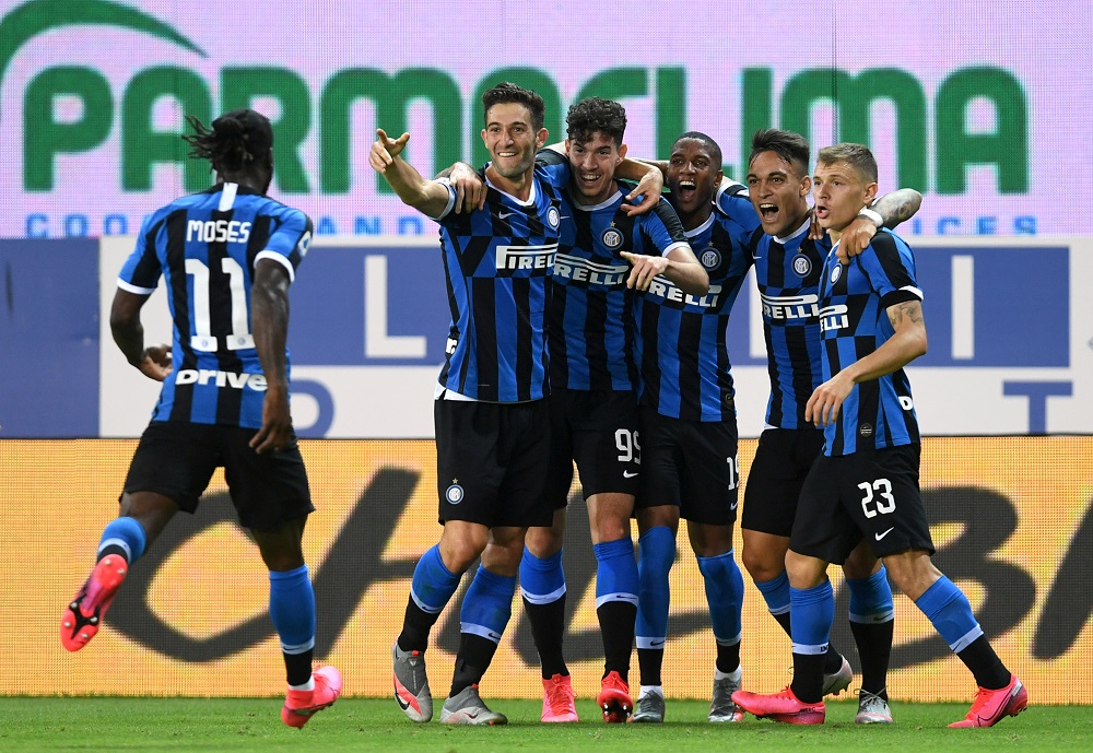 Inter Milanu00e2u20acu2122s Alessandro Bastoni celebrates scoring their second goal with teammates, as play resumes behind closed doors following the Covid-19 outbreak, at the Stadio Ennio Tardini in Parma June 28, 2020. u00e2u20acu201d Reuters pic