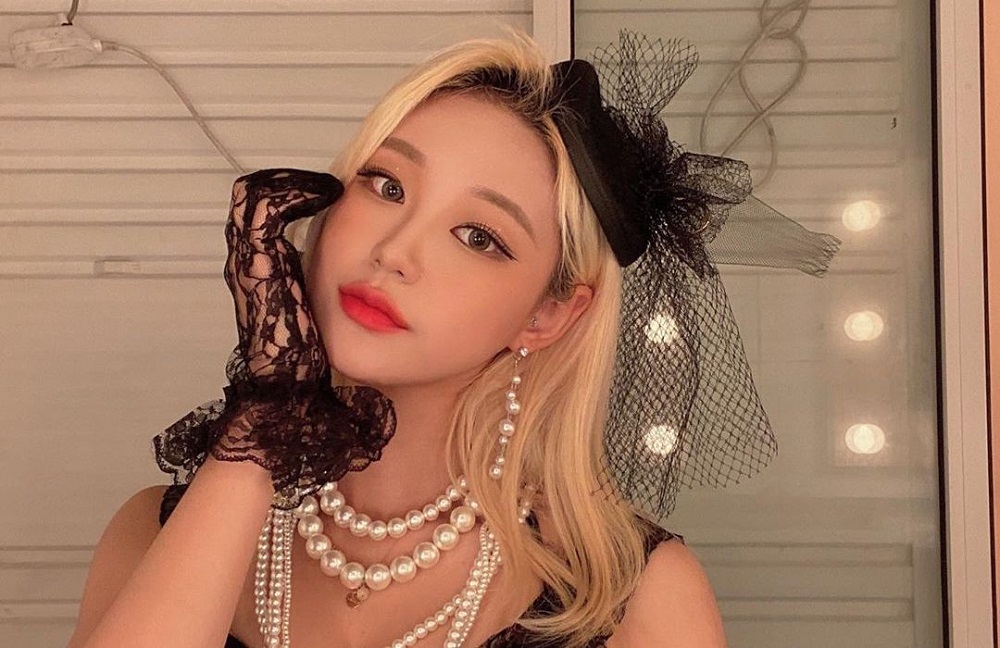 Babi is a member of Fly With Me, a K-pop dance group that debuted in 2019. u00e2u20acu201d Picture via Instagram/babi__fly