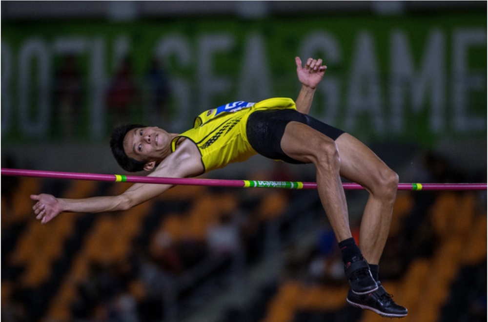 National high jumper Lee Hup Wei in action during the 2019 Sea Games in New Clark City December 8, 2019. u00e2u20acu201d Bernama pic