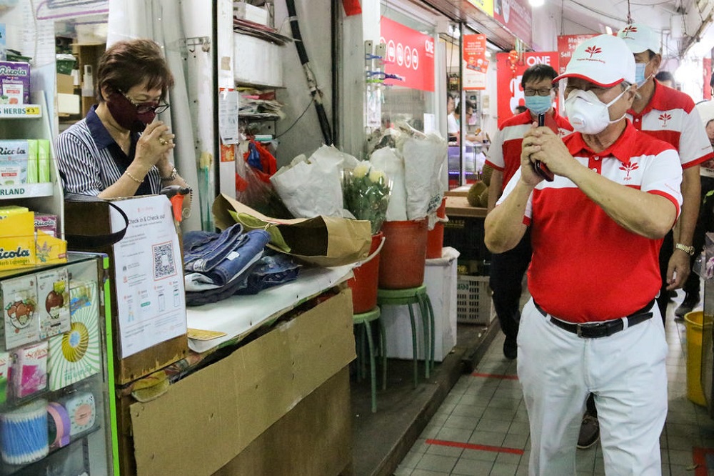 Dr Tan Cheng Bock on a walkabout with Progress Singapore Party along 302 Choa Chu Kang Avenue 4 on June 27, 2020. u00e2u20acu201d TODAY pic