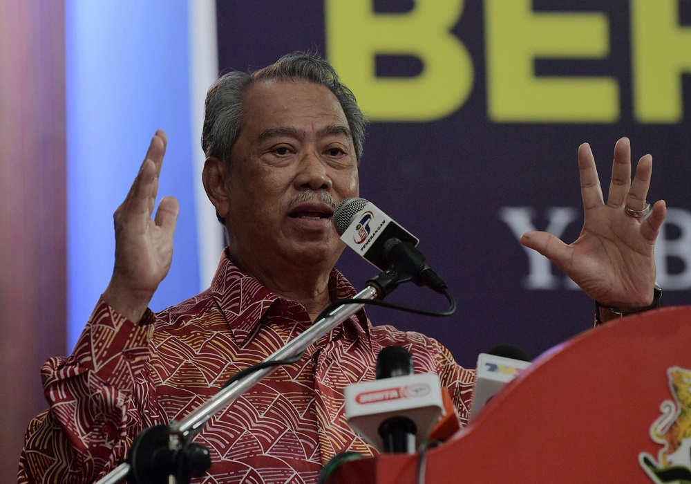 Perdana Menteri Tan Sri Muhyiddin Yassin speaks during a u00e2u20acu02dcget-together with the leaderu00e2u20acu2122 programme at the Bukit Gambir Multipurpose Hall in Tangkak June 27, 2020. u00e2u20acu201d Bernama pic