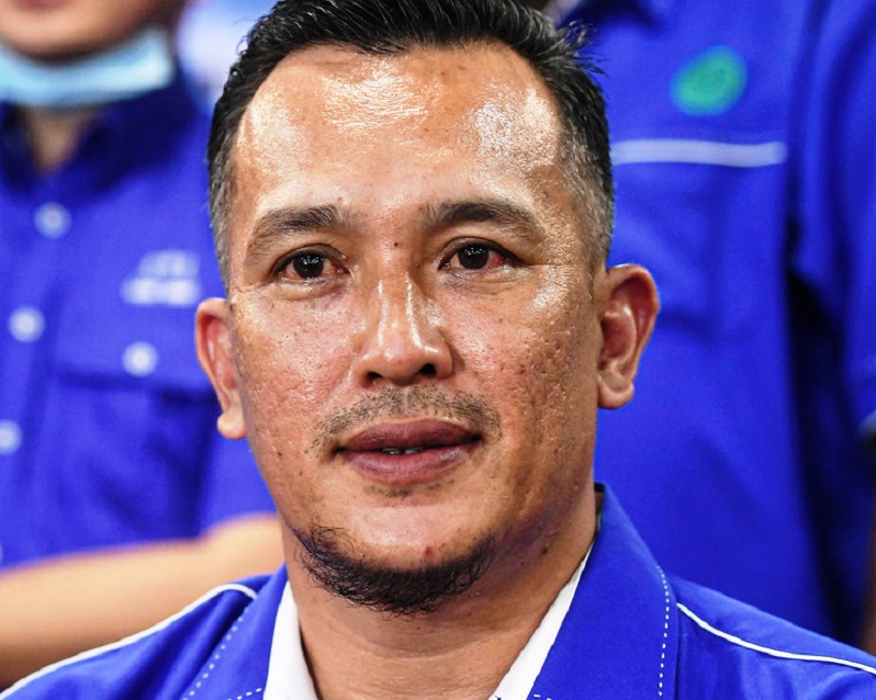 Pekan Umnou00e2u20acu2122s Mohd Sharim Md Zain is named Barisan Nasional's candidate for the Chini state by-election. u00e2u20acu2022 Bernama pic