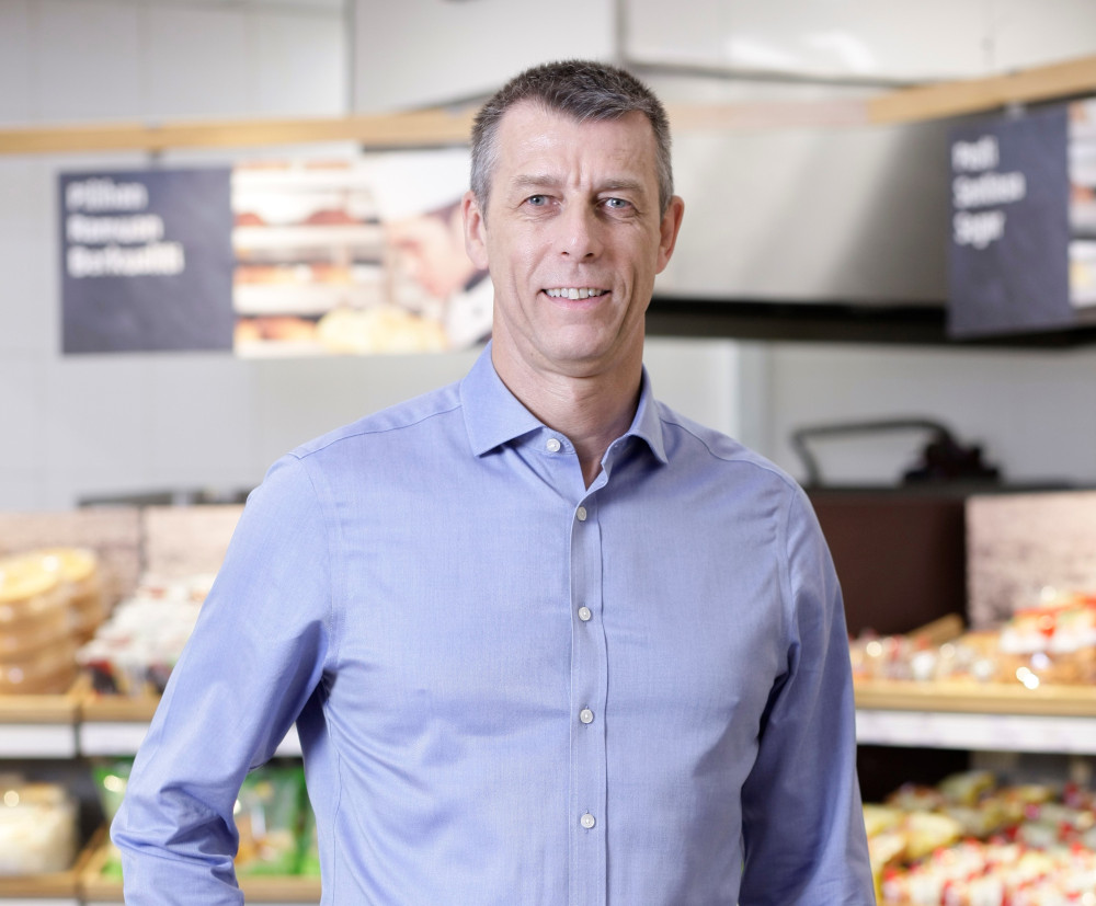Tesco CEO Paul Ritchie said that both Tesco Teluk Intan and Tesco Mines are 100 per cent manned by Malaysians, further underlining the retailer’s commitment in creating employment for Malaysians. — Picture courtesy of Tesco Stores Malaysia Sdn Bhd 