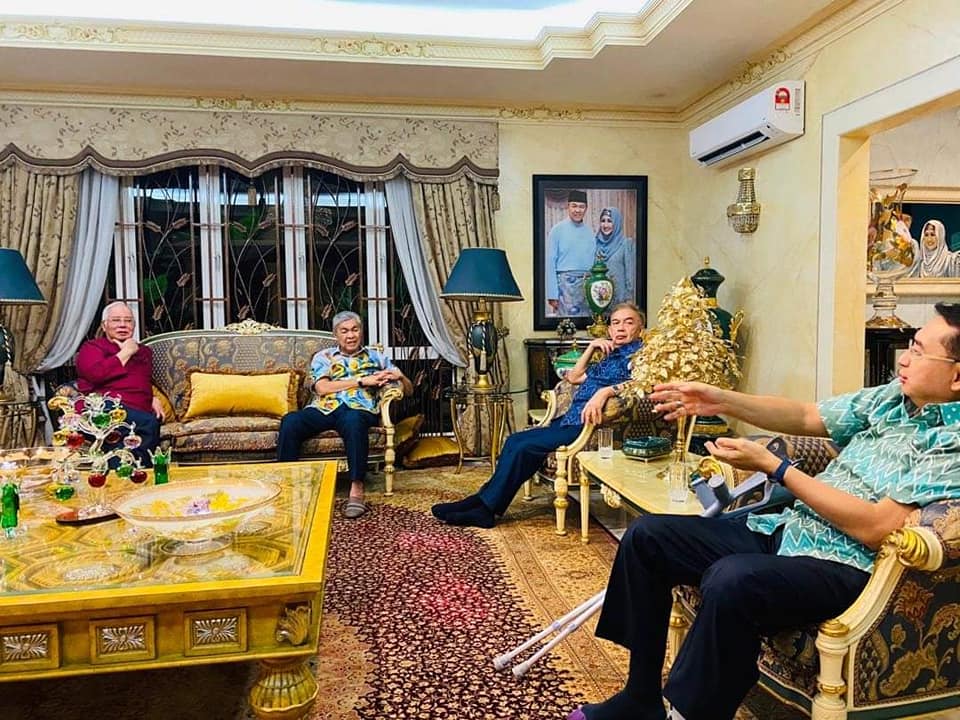Datuk Seri Najib Razak (left) is pictured during a visit to Datuk Seri Ahmad Zahid Hamidiu00e2u20acu2122s (second from left) official residence. u00e2u20acu201d Picture via Facebook 