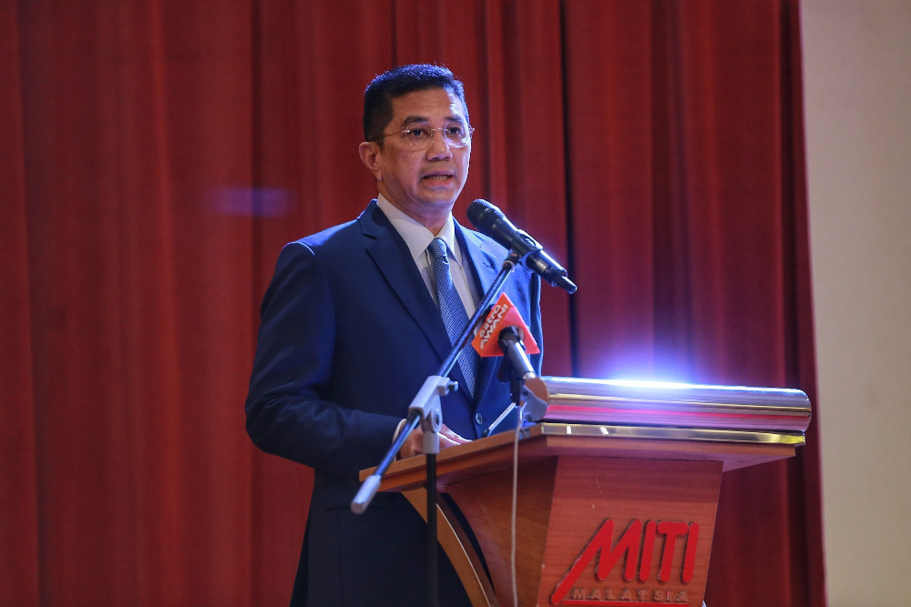 Senior Minister for Economy and the Minister of International Trade and Industry Datuk Seri Azmin Ali is pictured at Miti tower during Mitiu00e2u20acu2122s Excellent Award Ceremony in Kuala Lumpur, June 17, 2020. u00e2u20acu201d Picture by Ahmad Zamzahuri