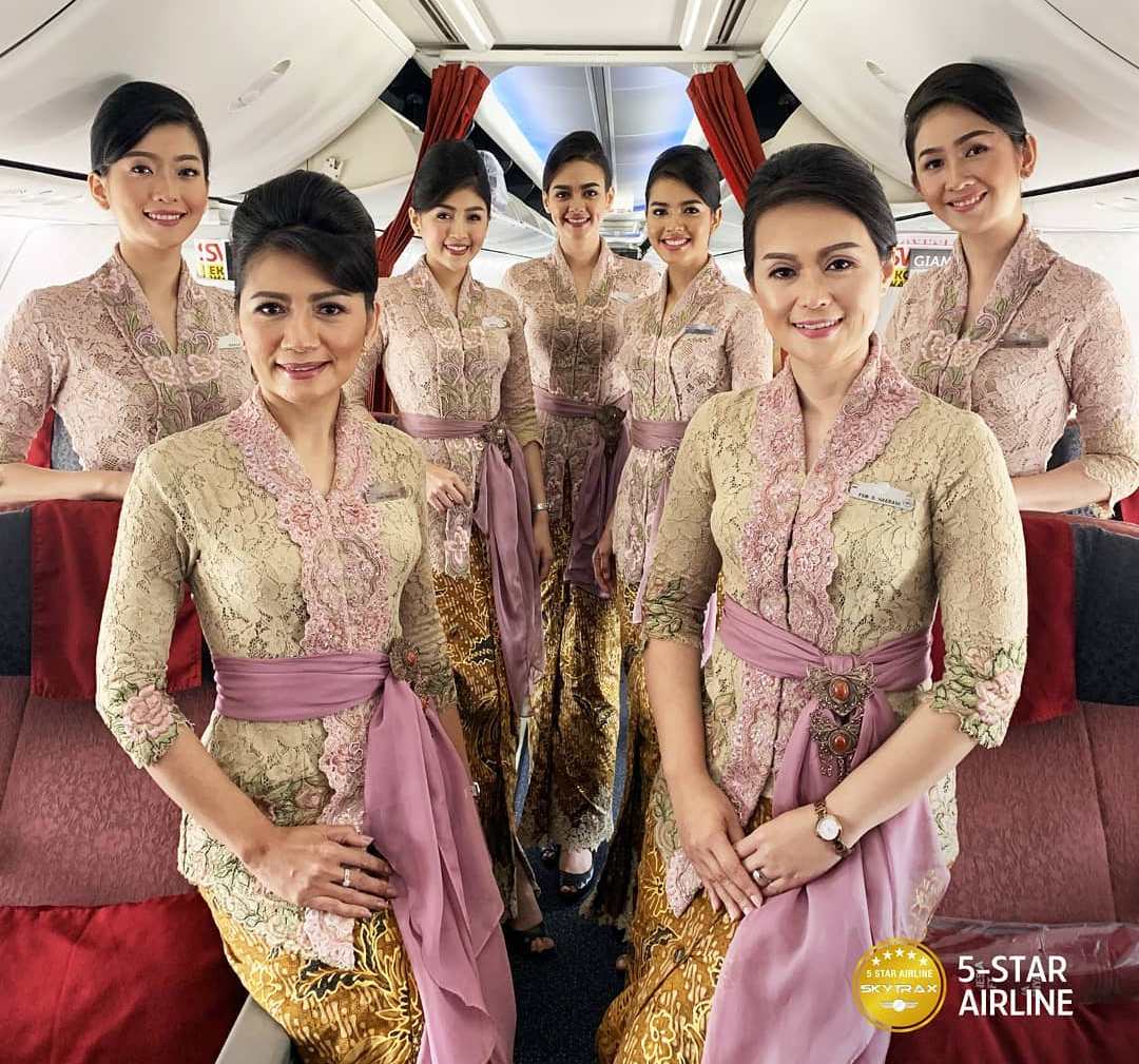 The airline said their crew will start wearing face shields instead of masks in the future. u00e2u20acu201d Picture via Instagram/garuda.indonesia