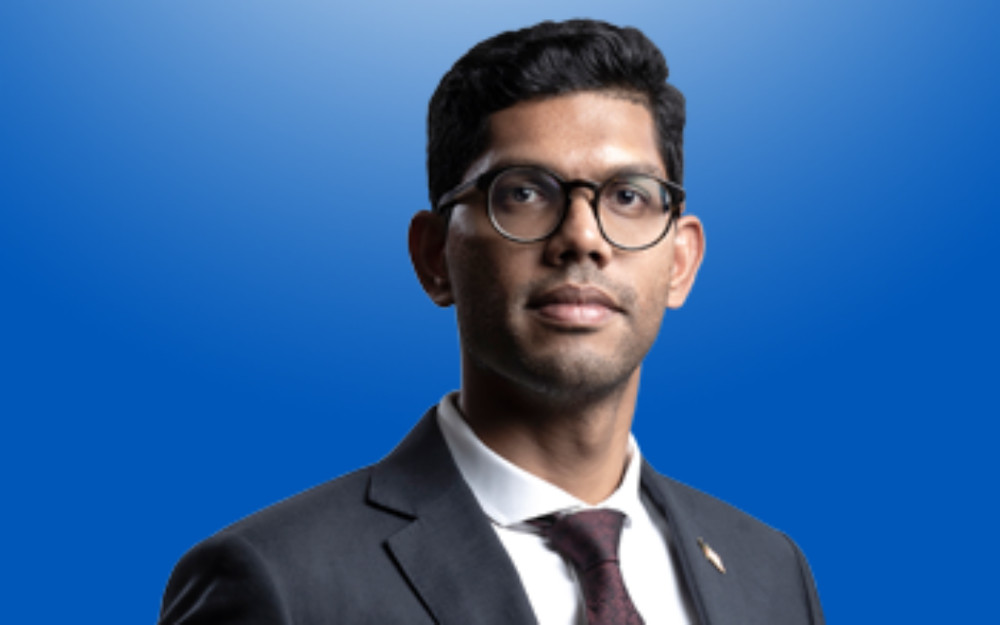 PNB has set up an inquiry team to investigate into the alleged discrepancies over the academic qualifications and work experience of its former president and group chief executive (PGCE), Jalil Rasheed. u00e2u20acu201d Bernama pic 