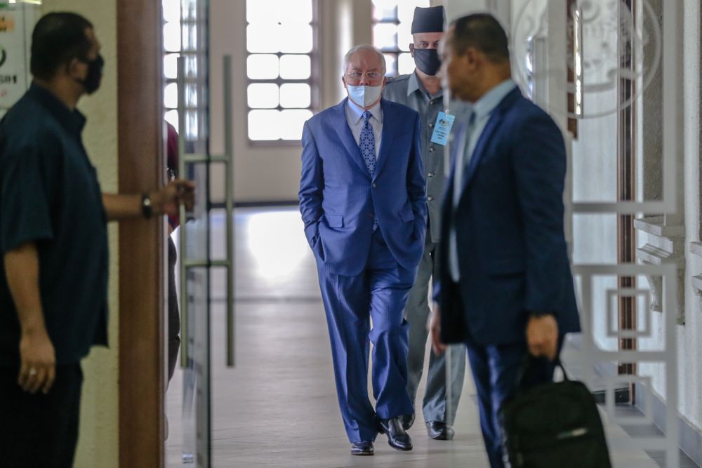 Datuk Seri Najib Razak is pictured at the Kuala Lumpur High Court June 2, 2020. u00e2u20acu201d Picture by Firdaus Latif