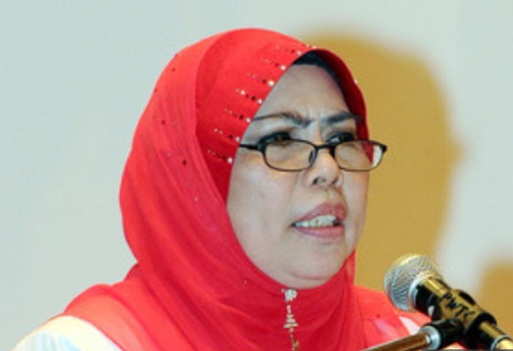Manis Muka Dara, who is also Warisanu00e2u20acu2122s Semporna womenu00e2u20acu2122s wing chief, said news of her leaving the party, which had gone viral, was false and mere slander. u00e2u20acu201d Bernama pic
