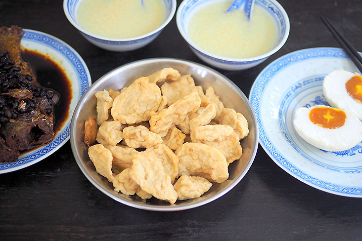 The tofu fishballs are tasty eaten hot on their own or paired with hot soup.