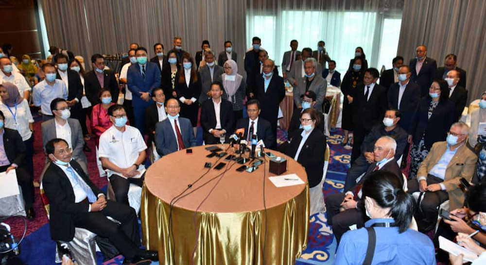 Sabah chief minister Datuk Seri Shafie Apdal today called for a meeting with all government elected representatives. Most of the members attended u00e2u20acu201d 44 out of 47 state assemblymen and 13 out of 15 MPs were in attendance.u00e2u20acu201d Picture by Julia Chan
