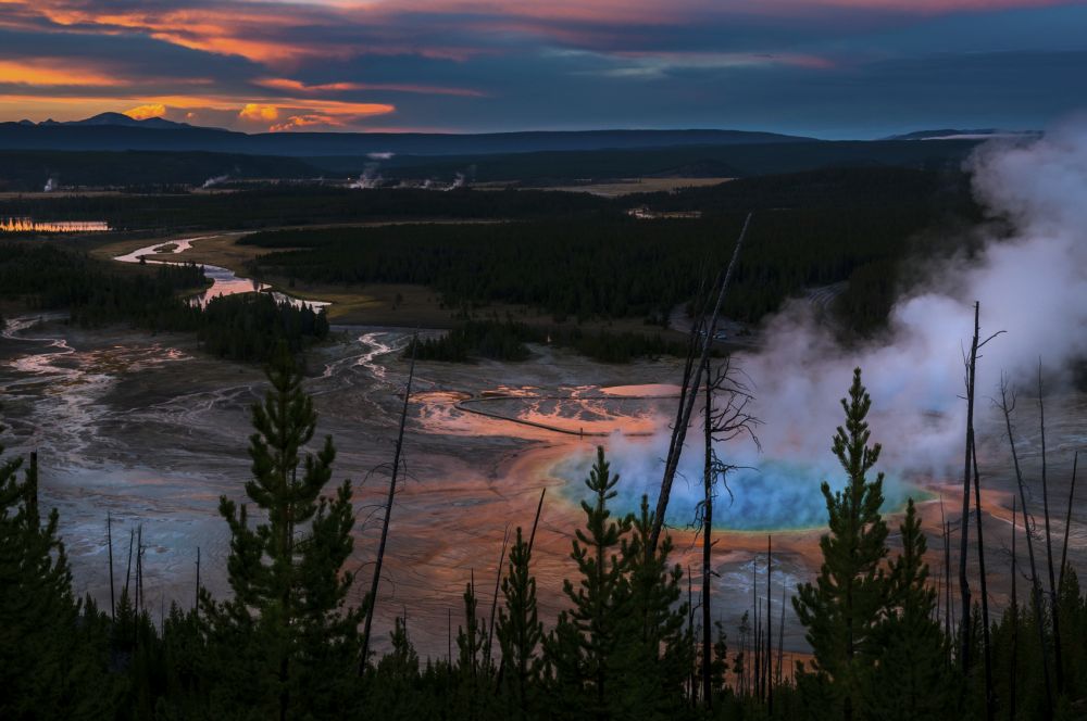 A decade-long hunt for treasure hidden in the Rocky Mountains took some treasure seekers to Yellowstone National Park. u00e2u20acu201d AFP picn