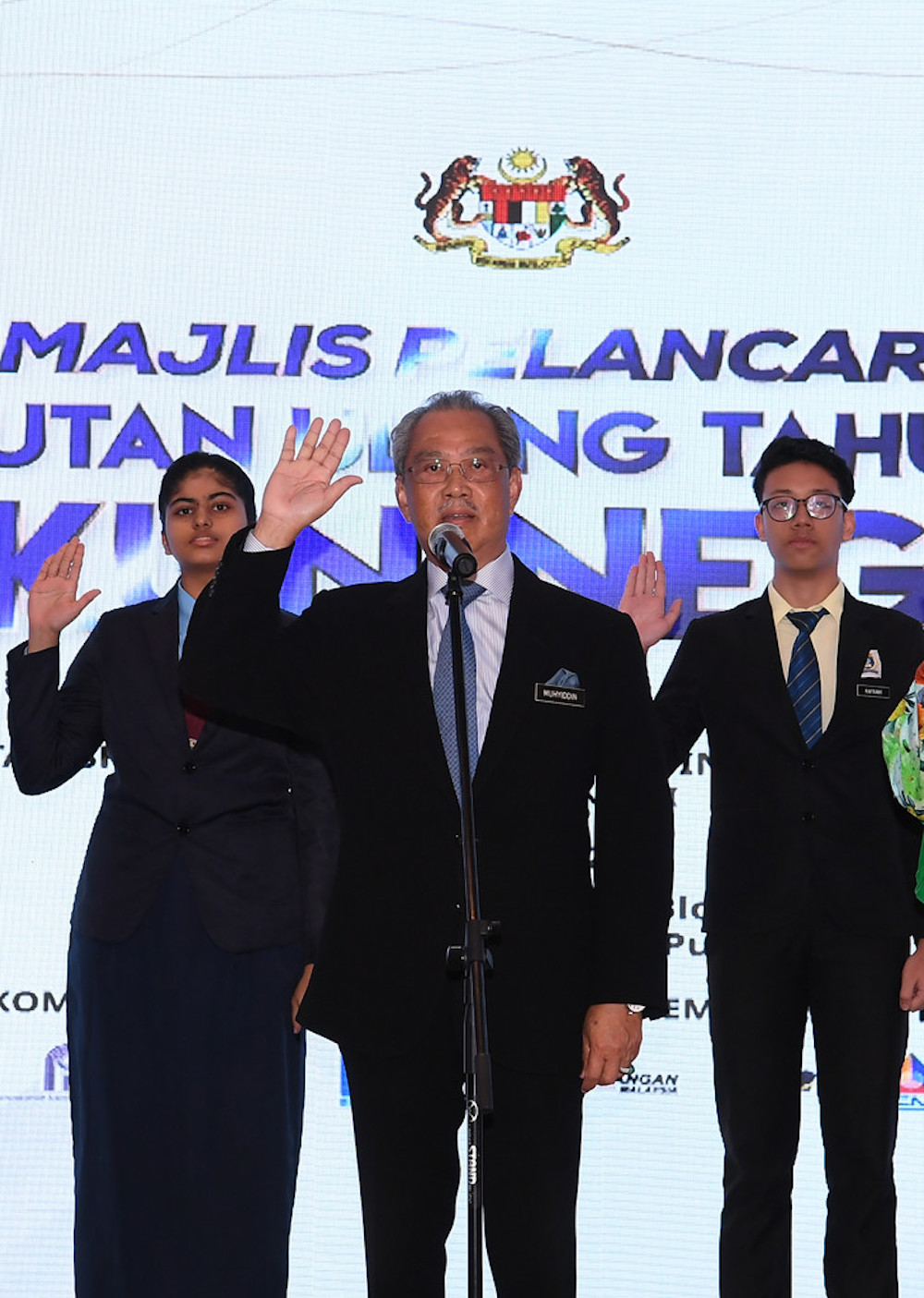 Prime Minister Tan Sri Muhyiddin Yassin leads in reading out the five principles of Rukun Negara at the launching the 50th anniversary celebration of Rukun Negara at the Perdana Putra Building, July 9, 2020. u00e2u20acu201d Bernama pic