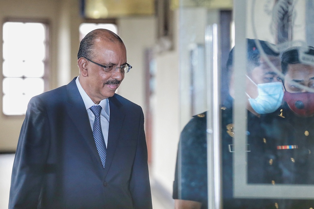Former chief secretary to the government Tan Sri Ali Hamsa is pictured at the Kuala Lumpur Court Complex, July 27, 2020. u00e2u20acu201d Picture by Ahmad Zamzahuri