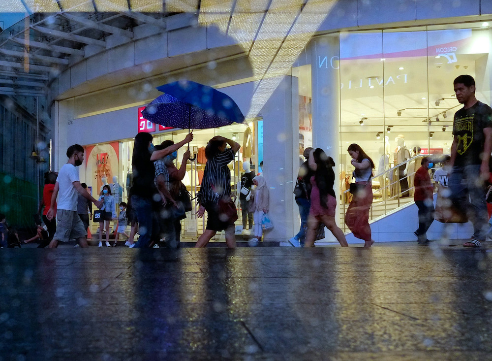 Flash flood hit Kuala Lumpur due to heavy rain on July 18, 2020. u00e2u20acu201d Bernama pic