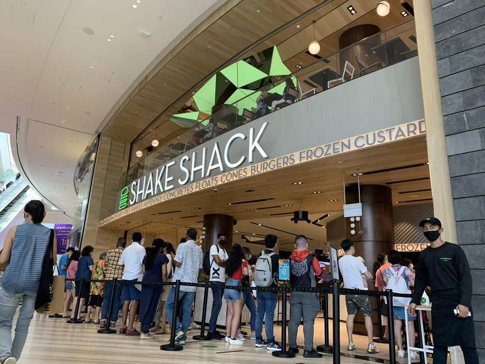 Diners queuing up to enter Shake Shack at Jewel Changi Airport on July 30, 2020. u00e2u20acu201d TODAY pic