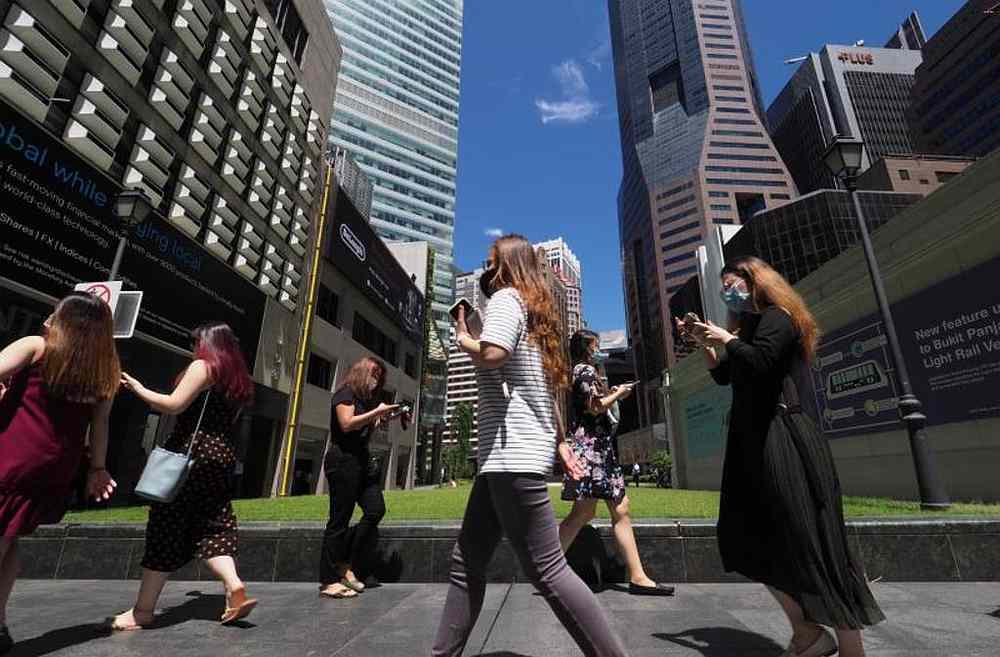 A spreadsheet circulated online has accumulated the details of more than 1,500 jobseekers and 500 job listings by 186 companies. u00e2u20acu201d TODAY pic