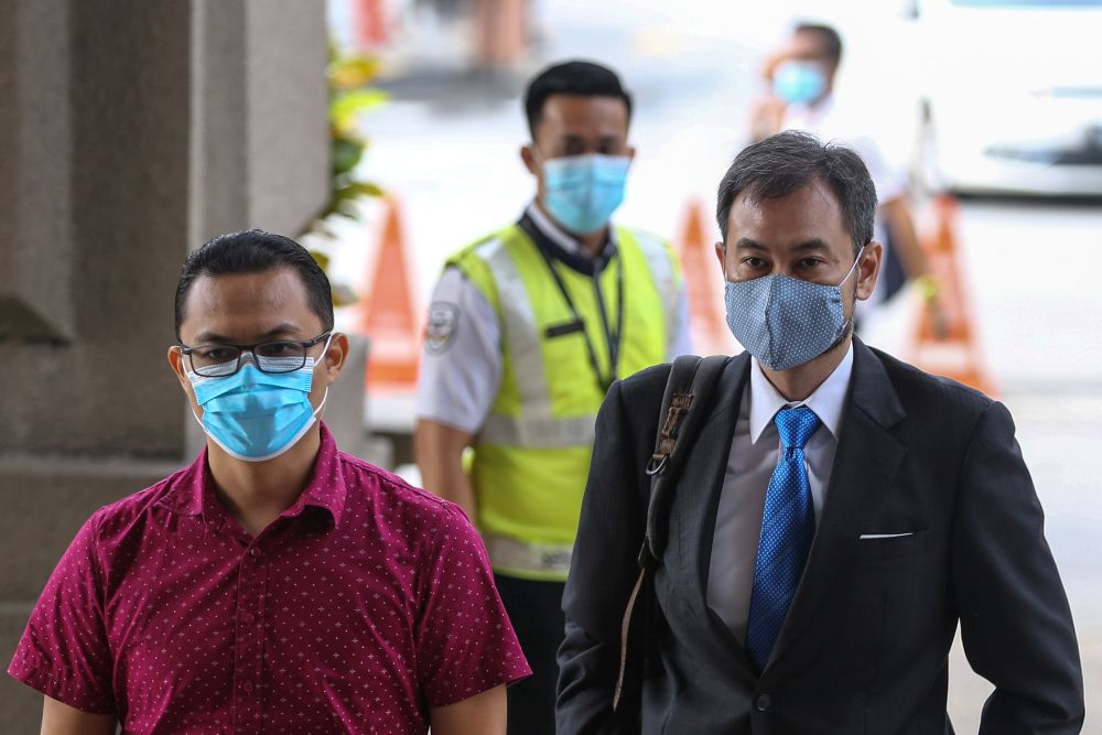 Datuk Shahrol Azral Ibrahim Halmi (right) is pictured at the Kuala Lumpur High Court July 16, 2020. — Picture by Yusof Mat Isa