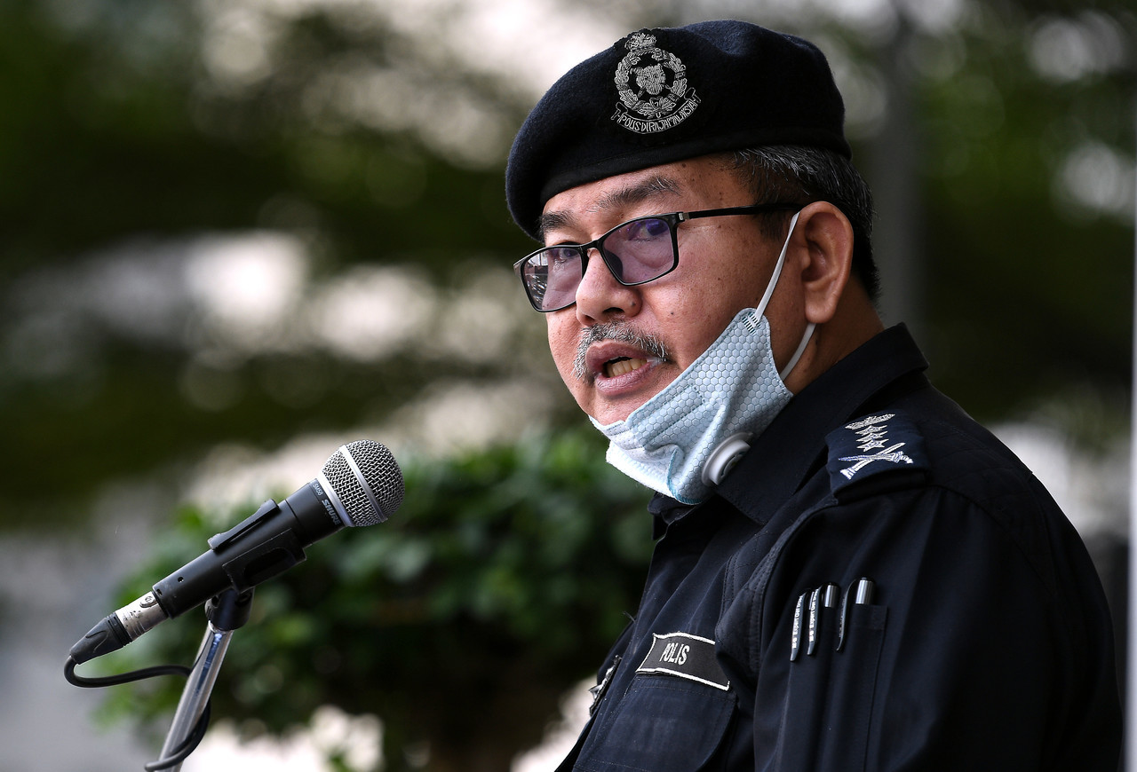 Kuala Lumpur police chief Datuk Seri Mazlan Lazim said all the local men were between the ages of 28 and 35. u00e2u20acu201d Bernama pic 