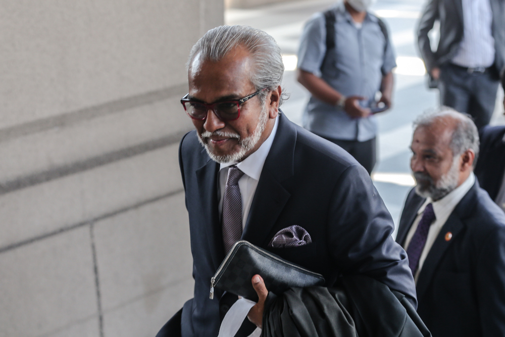 Lawyer Tan Sri Muhammad Shafee Abdullah is pictured at the Kuala Lumpur High Court July 1, 2020. u00e2u20acu201d Picture by Firdaus Latifn