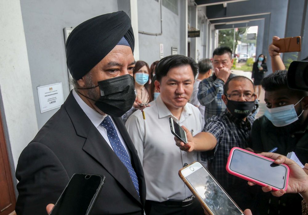 Lawyer Datuk Rajpal Singh speaks to members of the media at the Ipoh Sessions Court July 16, 2020. u00e2u20acu201d Picture by Farhan Najibnn