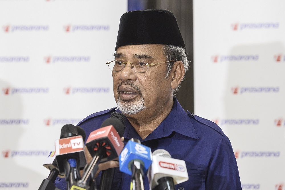 Chairman of Prasarana Malaysia Berhad Datuk Seri Tajuddin Abdul Rahman speaks to reporters after visiting the KL Monorail Line depot in Kuala Lumpur July 2, 2020. u00e2u20acu2022 Picture by Miera Zulyana