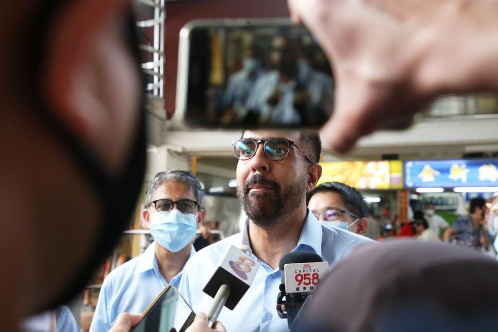 Pritam Singh, Workersu00e2u20acu2122 Party candidate for Aljunied GRC, speaks to the media before a walkabout at Kovan Market and Food Centre on July 2, 2020. u00e2u20acu201d TODAY pic