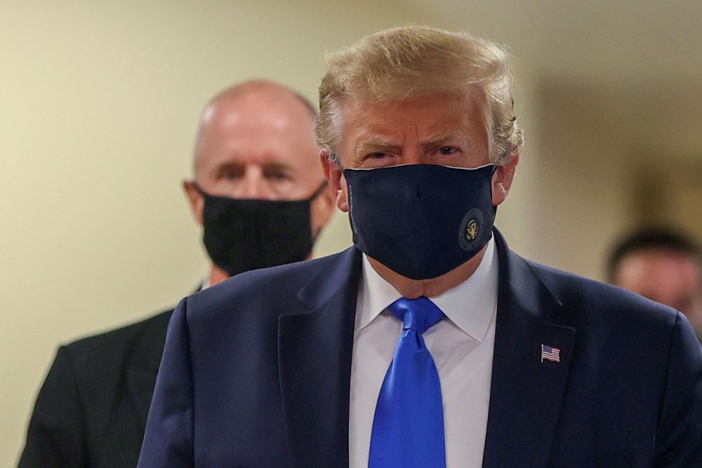 US President Donald Trump wears a mask while visiting Walter Reed National Military Medical Centre in Bethesda, Maryland July 11, 2020. u00e2u20acu201d Reuters pic