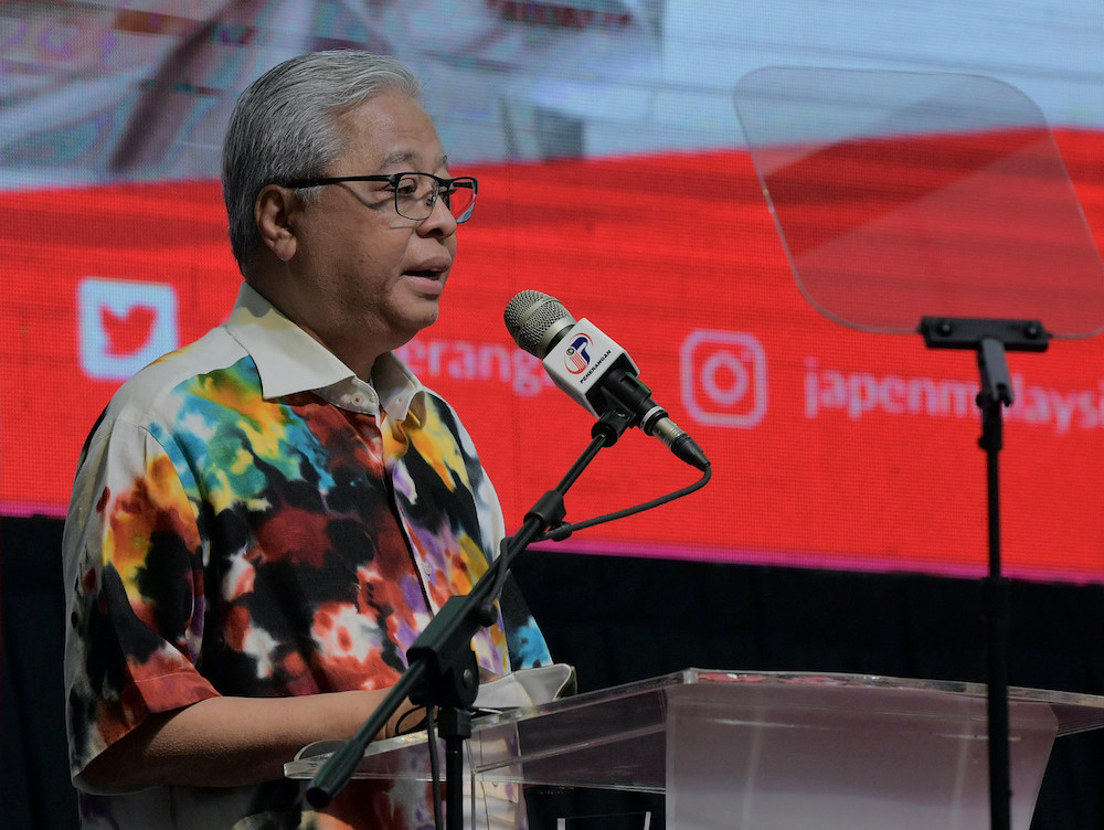 Senior Minister Datuk Seri Ismail Sabri Yaakob delivers his speech during the launching of u00e2u20acu02dcEmbrace New Normsu00e2u20acu2122 Campaign at the Pagoh Sports Complex, Muar August 8, 2020. u00e2u20acu201d Bernama pic