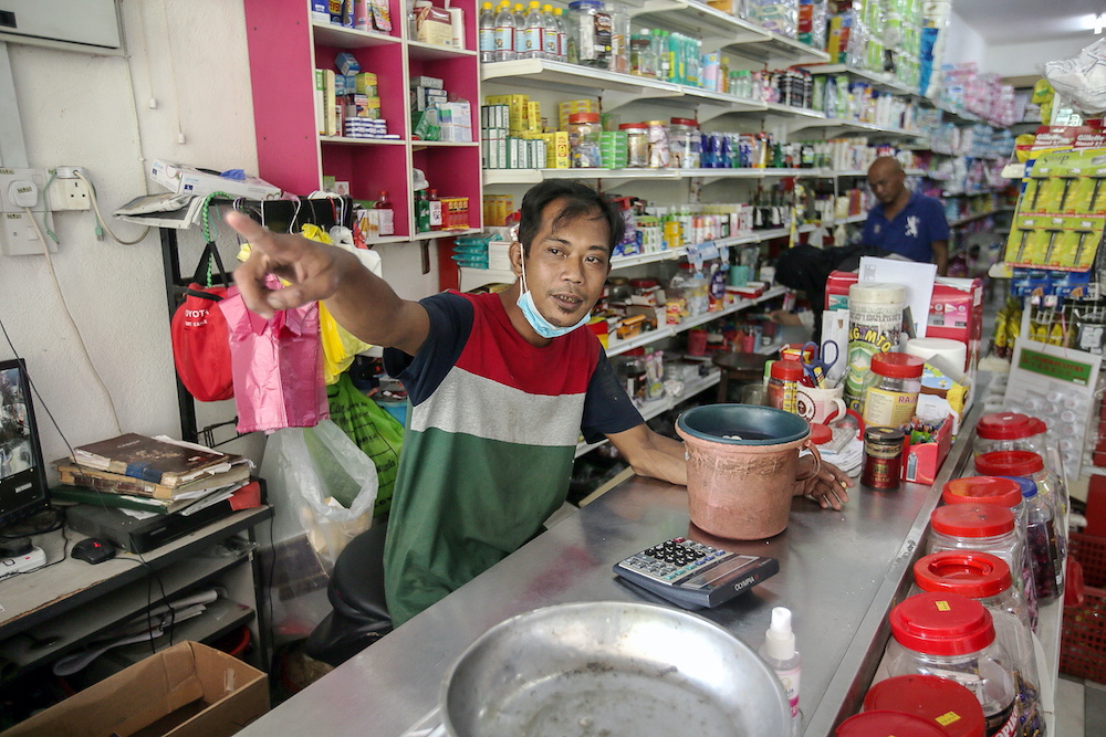 Nazierus Azam Rahim said that Barisan Nasional has enjoyed huge support in the Slim constituency for decades. — Picture by Farhan Najib