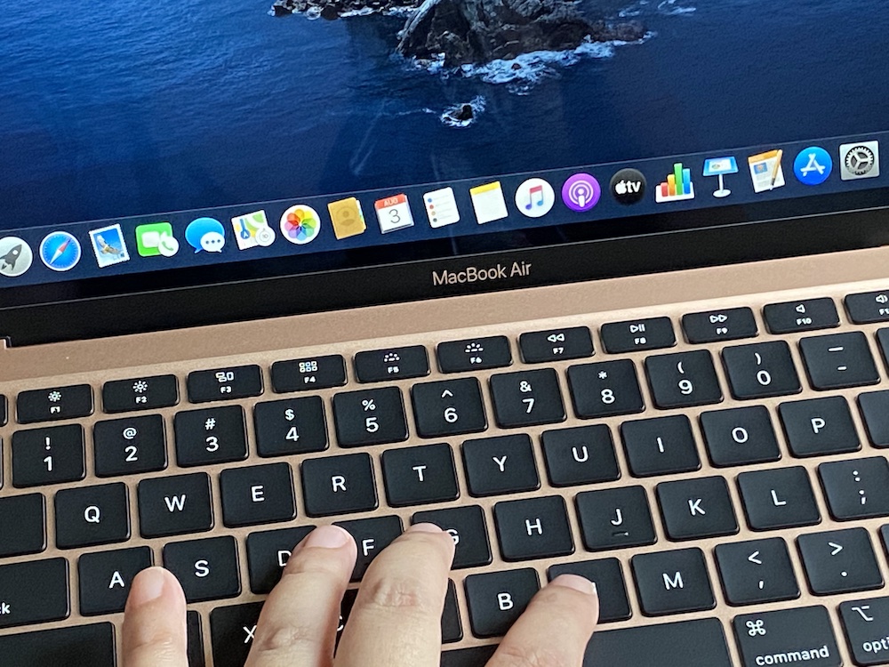 With the return of the scissor switch keyboard, the MacBook Air's keyboard feels a lot more comfortable to type on. — Picture by Erna Mahyuni
