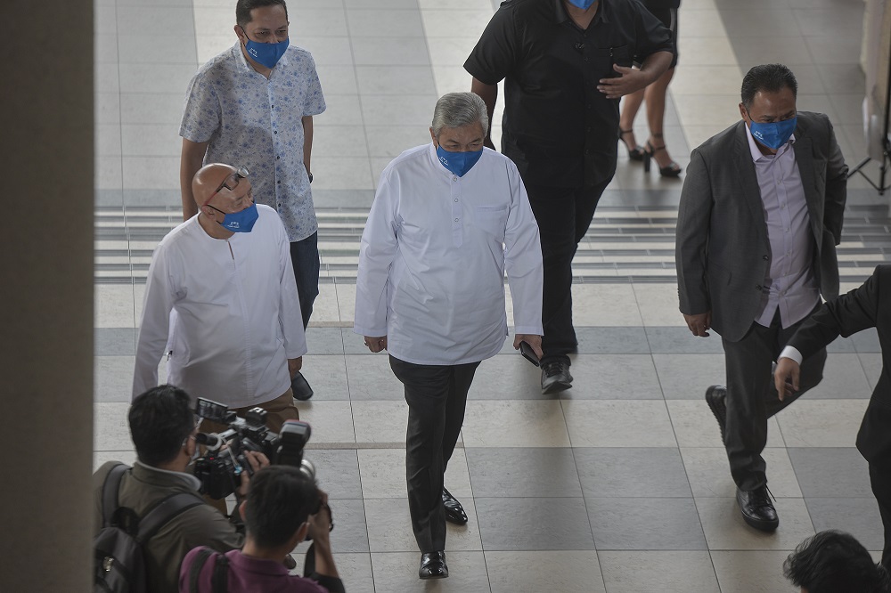 Datuk Seri Ahmad Zahid Hamidi arrives at the Kuala Lumpur Court Complex August 28, 2020. u00e2u20acu2022 Picture by Shafwan Zaidonnn